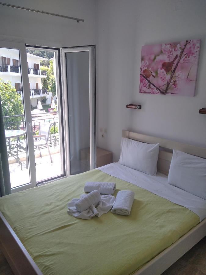 Oasis Hotel Parga Luaran gambar